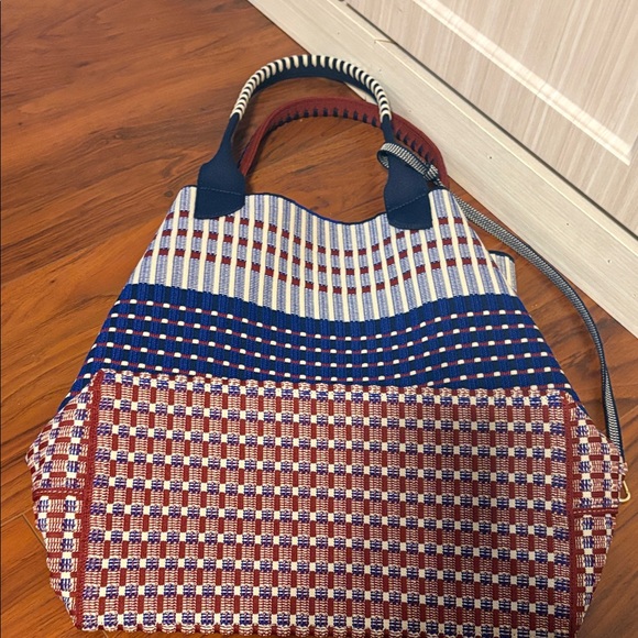 Rothy’s Limited Edition Lightweight Bag - like new - Picture 3 of 3